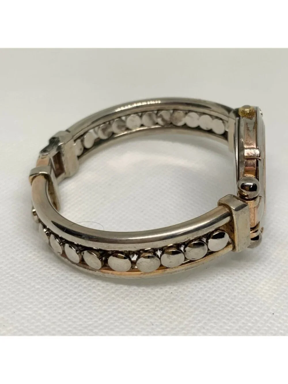 Vintage Giordano women’s watch 32mm quartz analog silver tone size 7” running